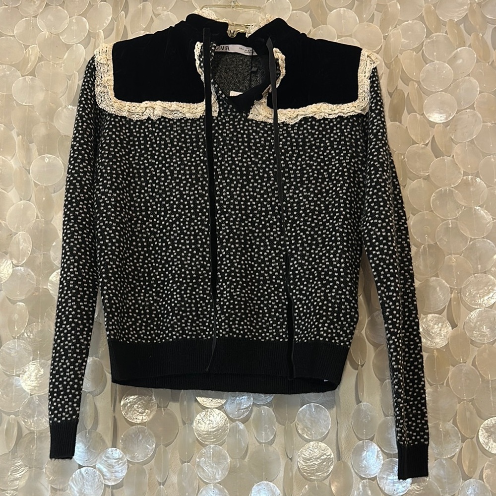 Zara sweater, NWT size S